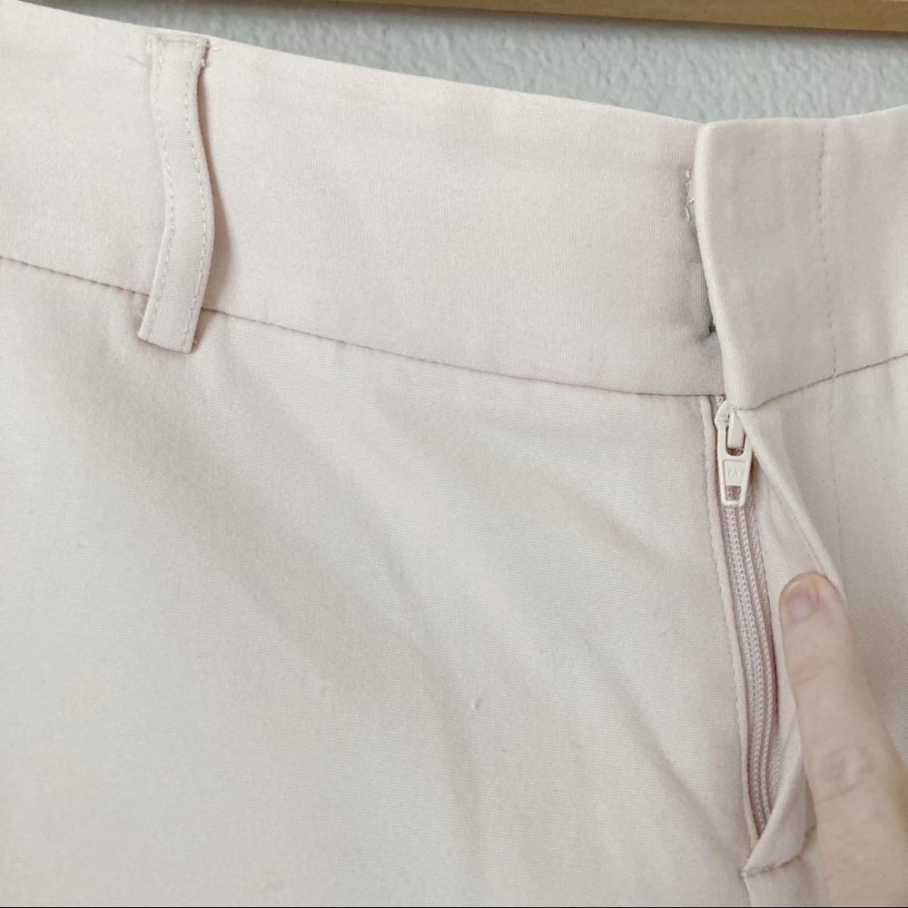 Alice + Olivia Stacey Slim Ankle Pants - Picture 4 of 8